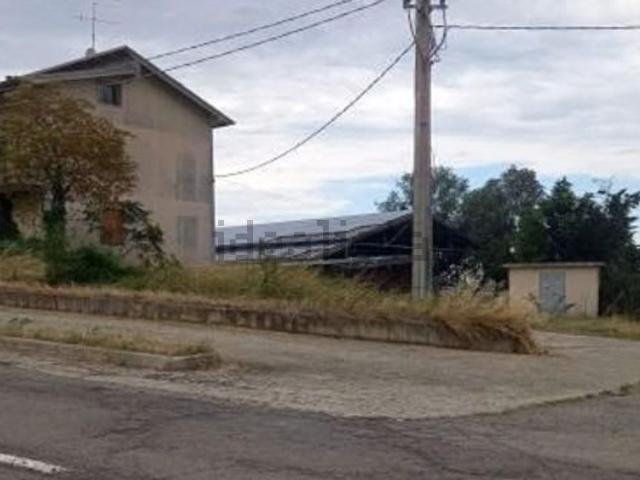 Capannone in vendita di 7963 m² in Via Castagneto, 55
