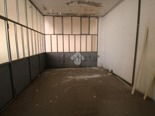 Capannone in vendita di 800 m²