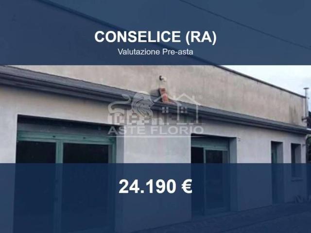 Capannone in vendita di 805 m² in Via Giovanni Piani, 2