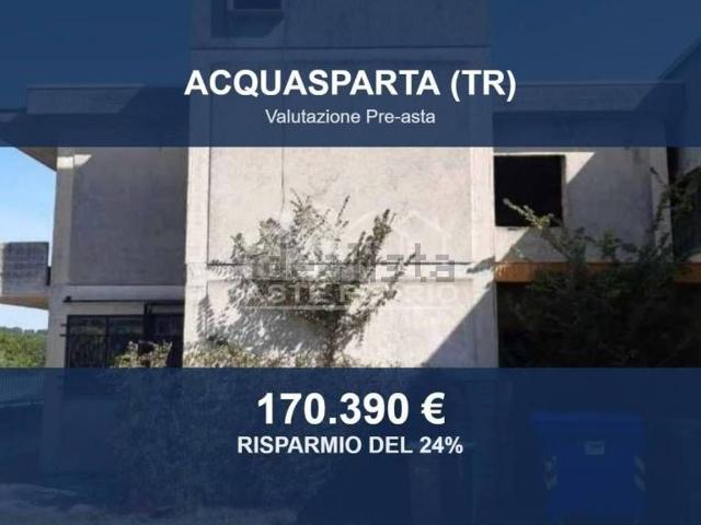 Capannone in vendita di 808 m² in Località le Capanne, 6