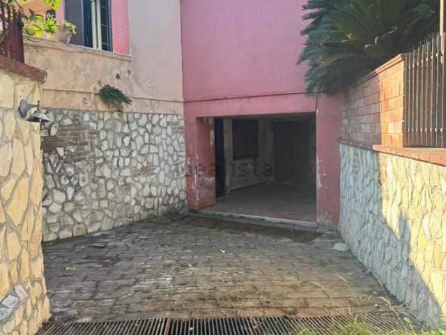 Capannone in vendita di 80 m²