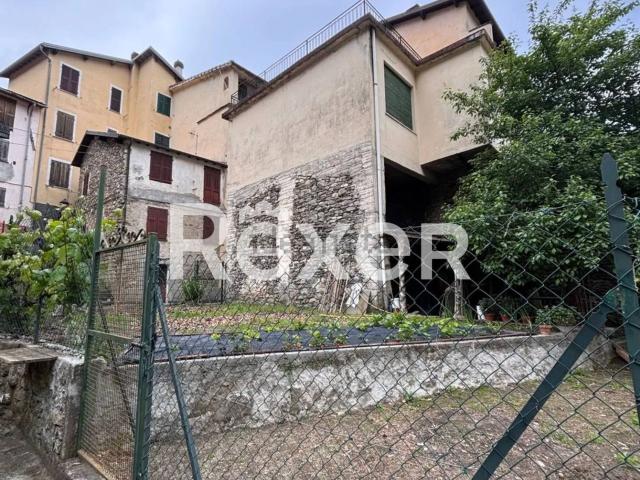 Capannone in vendita di 91 m² in Via Bigoratto