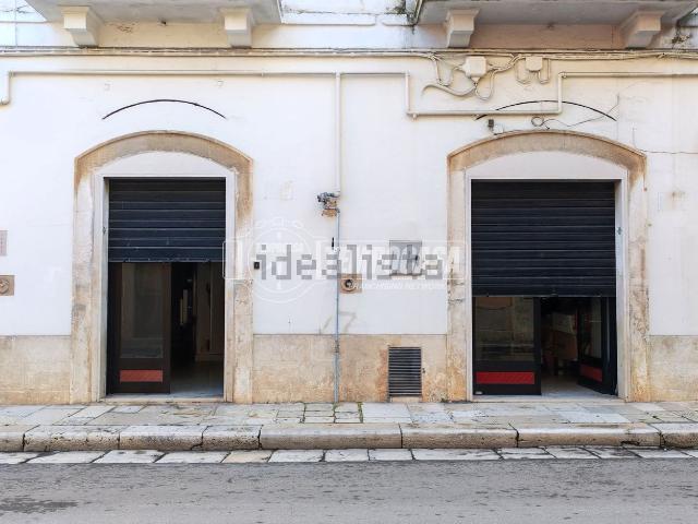 Capannone in vendita di 97 m² in Via Giuseppe Mazzini