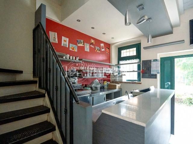 Capannone in vendita di 94 m² in Piazza Roma