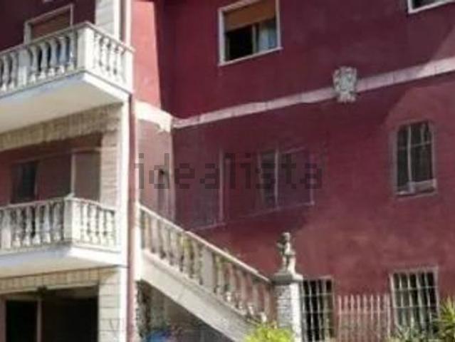 Capannone in vendita di 991 m² in Via della Fontana, 6