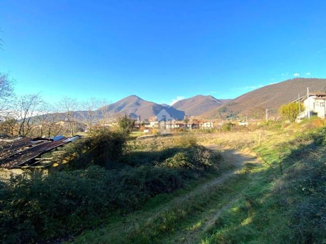 Capannone in vendita di 100 m² in Via Faldenno, 21