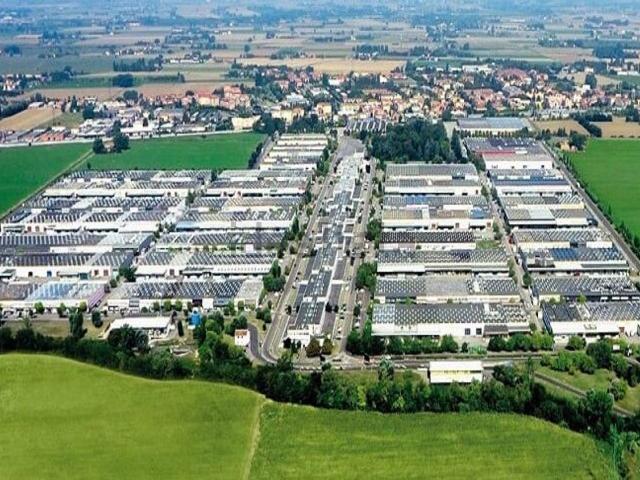 Capannone in vendita di 1040 m²