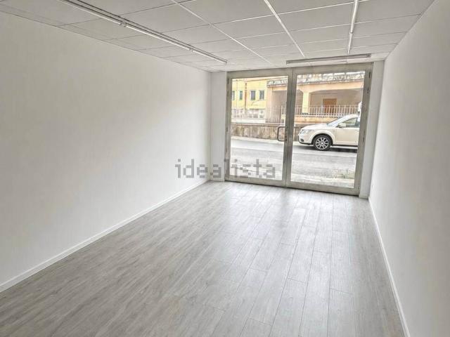 Capannone in vendita di 104 m² in Via Gorizia, 46