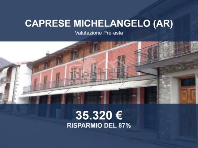 Capannone in vendita di 1057 m² in Via Ponte Singerna, 165