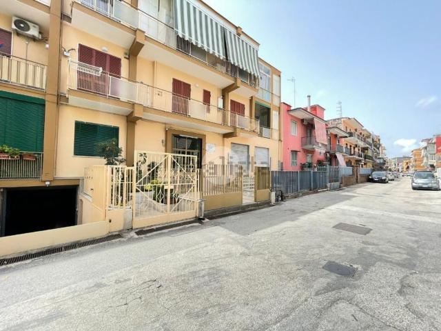 Capannone in vendita di 110 m² in Via Primo Levi, 57