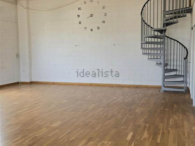 Capannone in vendita di 119 m²