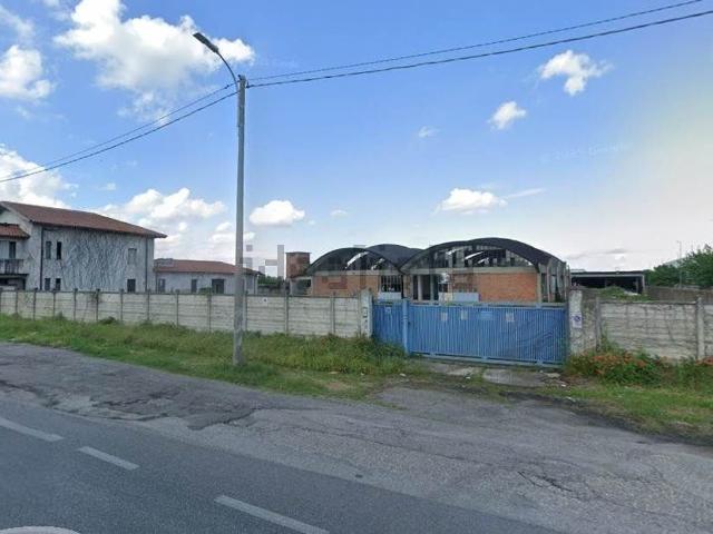 Capannone in vendita di 1200 m²