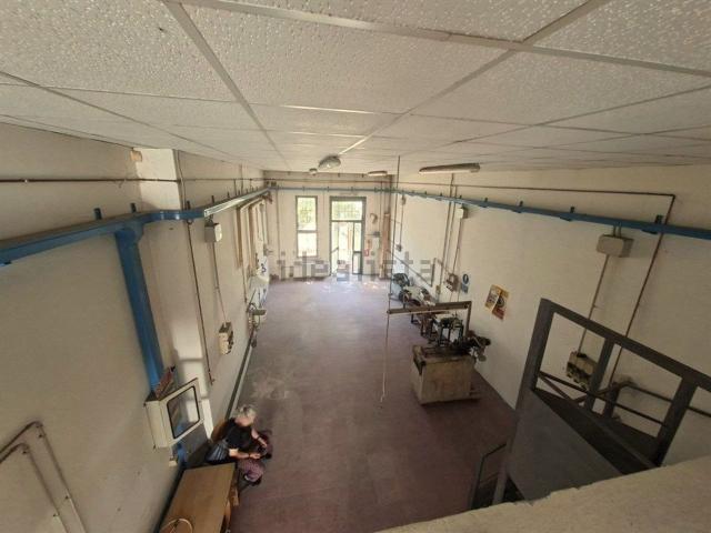 Capannone in vendita di 121 m²