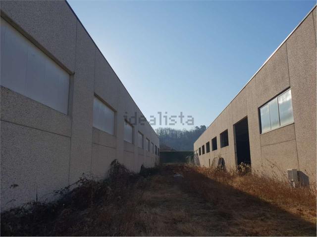 Capannone in vendita di 1240 m² in Via Sivo