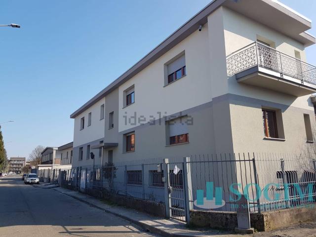Capannone in vendita di 1250 m²