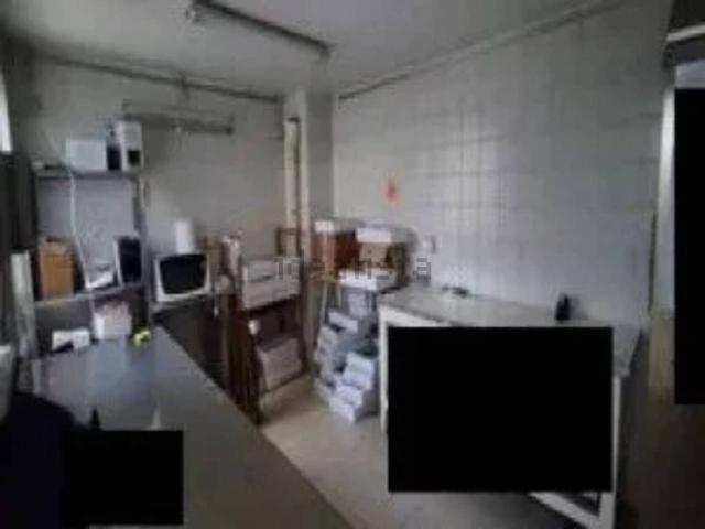 Capannone in vendita di 1253 m² in Via Piano di Quercia
