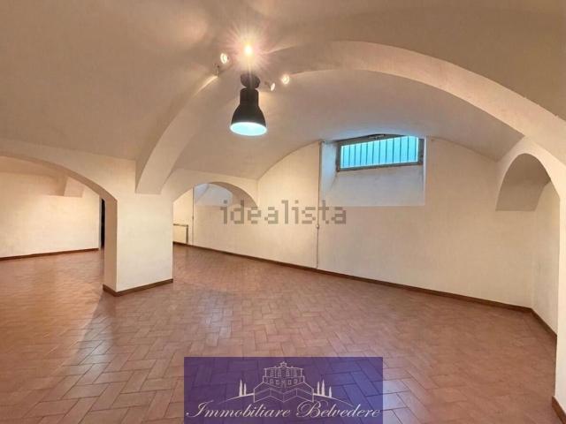 Capannone in vendita di 125 m² in Via Lorenzo Il Magnifico