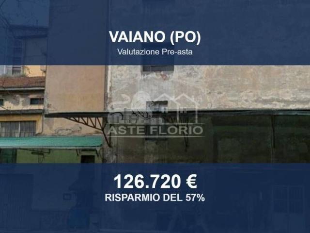 Capannone in vendita di 1300 m² in Via XX Settembre, 23