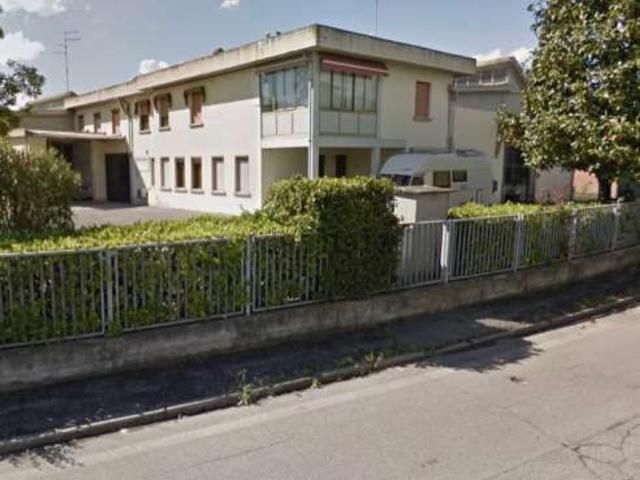 Capannone in vendita di 1301 m² in Via Alessandro Botticelli