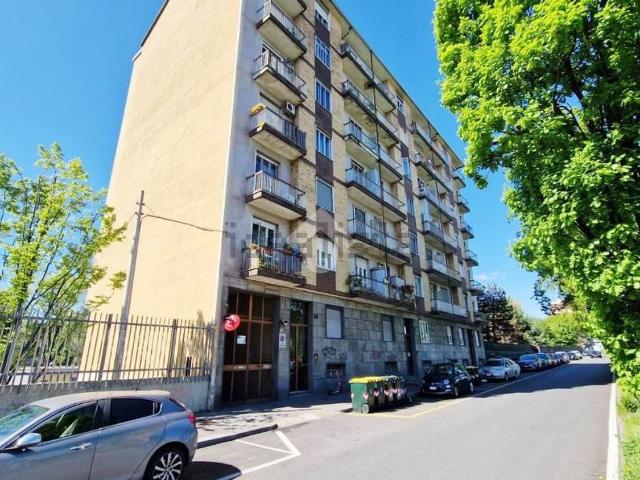 Capannone in vendita di 135 m² in Via Tirreno, 185
