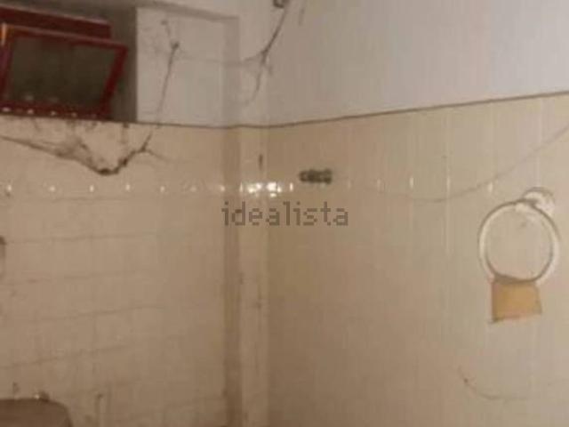 Capannone in vendita di 1383 m² in Via Luigi Cannelonga, 17