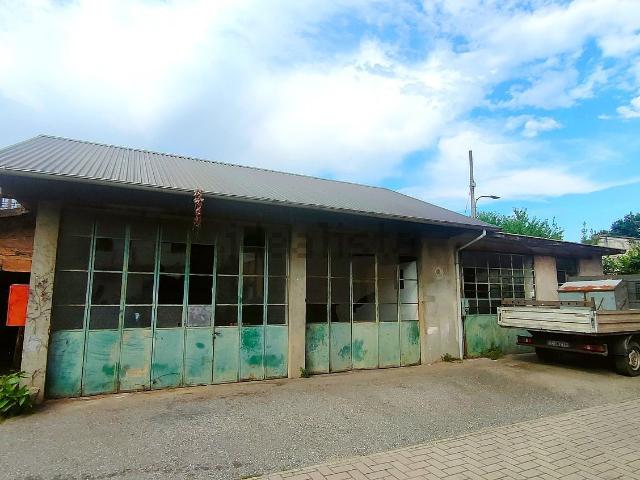 Capannone in vendita di 140 m² in Corso Roma