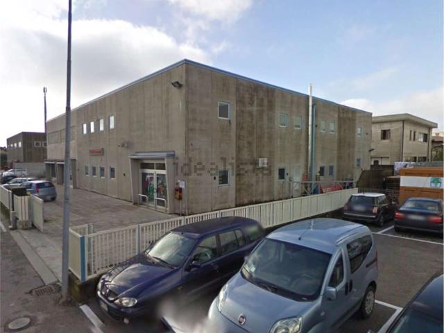 Capannone in vendita di 1434 m² in Via A. Gentilin, 9