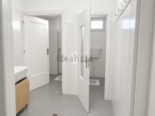 Capannone in vendita di 150 m² in Via Nazionale