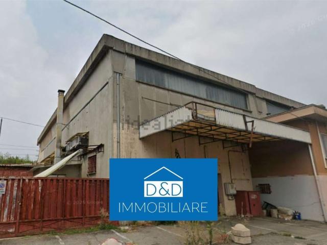 Capannone in vendita di 1580 m² in Via dei Negri, 33