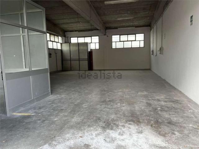Capannone in vendita di 160 m² in Piazza della Repubblica
