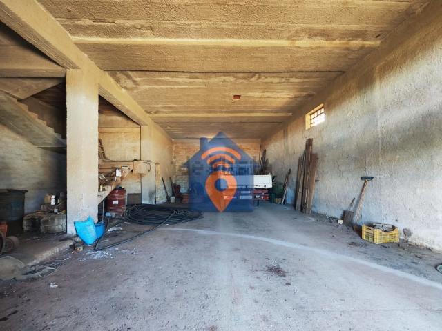 Capannone in vendita di 161 m² in Via Partanna