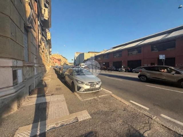 Capannone in vendita di 16 m² in Via Sant&apos Alberto