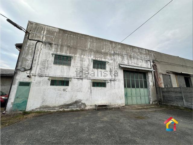Capannone in vendita di 1700 m² in Via Murello, 9