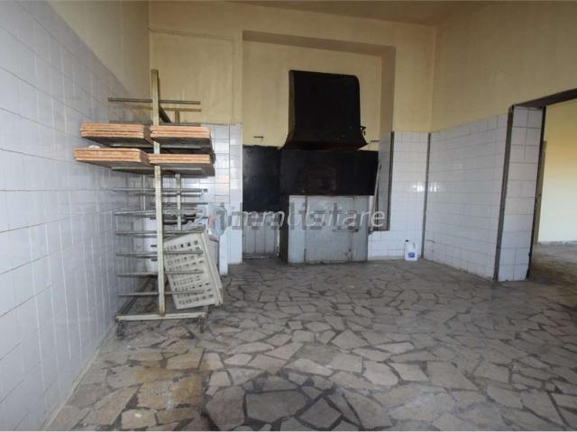 Capannone in vendita di 170 m²