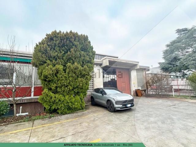 Capannone in vendita di 1750 m² in Via Copernico, 148