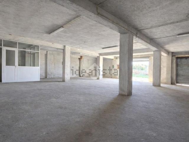 Capannone in vendita di 176 m²