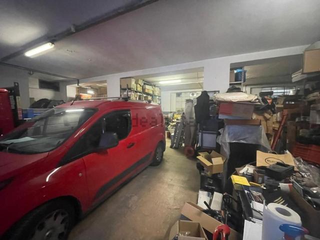 Capannone in vendita di 182 m² in Corso Regina Margherita, 290