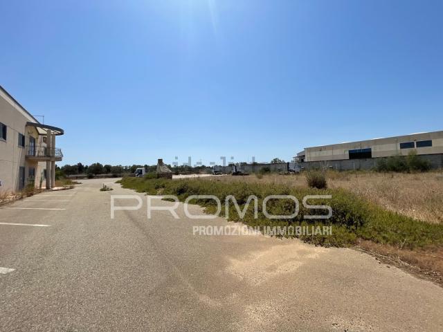 Capannone in vendita di 1845 m² in Strada C