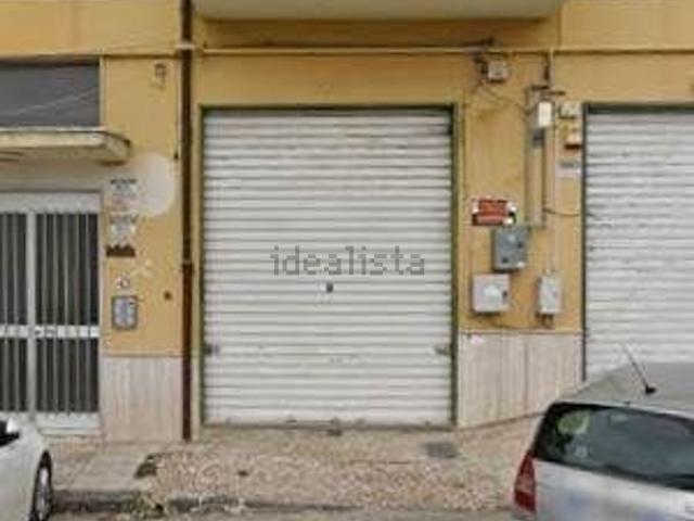 Capannone in vendita di 185 m² in Via Eschilo, 45