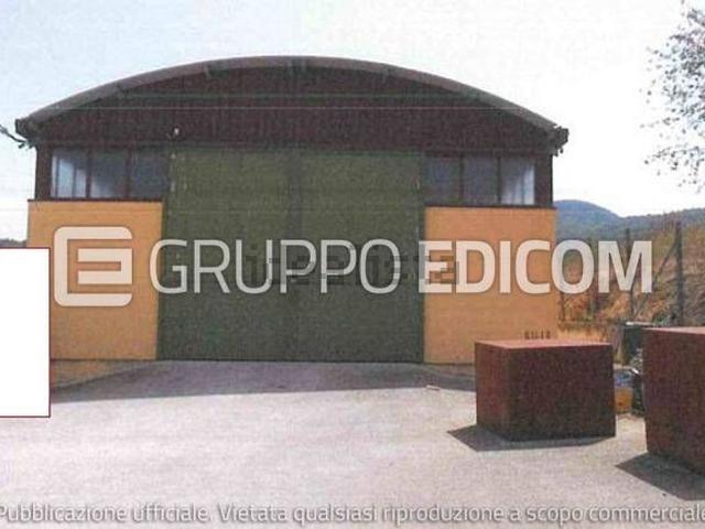 Capannone in vendita di 188 m² in Via Irpinia