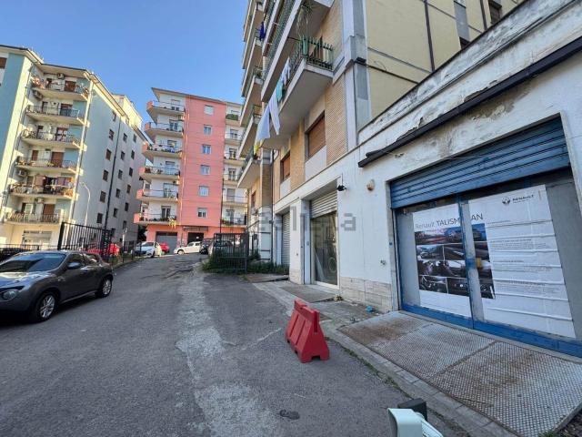 Capannone in vendita di 200 m² in Via Don Gaetano Mauro, 1