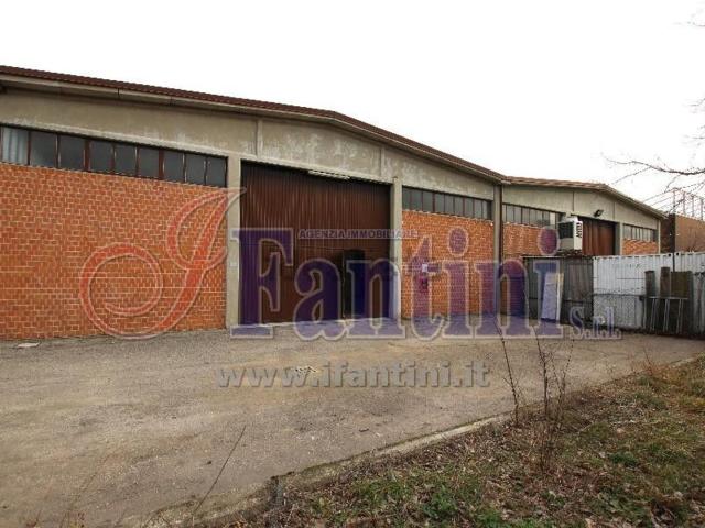 Capannone in vendita di 200 m² in Via del Tappezziere, 1