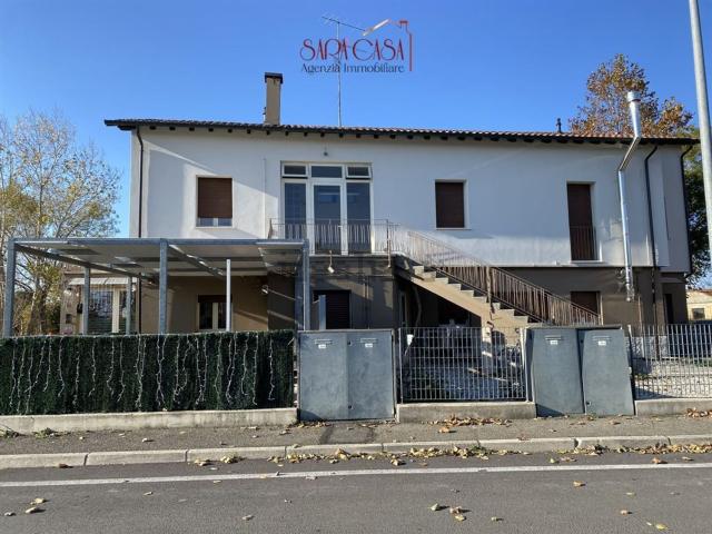 Capannone in vendita di 201 m² in Via Argine San Paolo