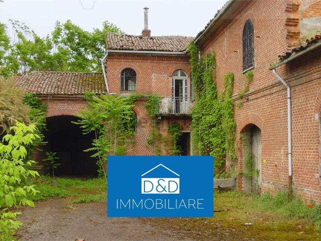 Capannone in vendita di 2055 m² in Strada Acqui Cantalupo, 117