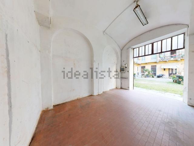 Capannone in vendita di 20 m² in Via degli Artisti, 13