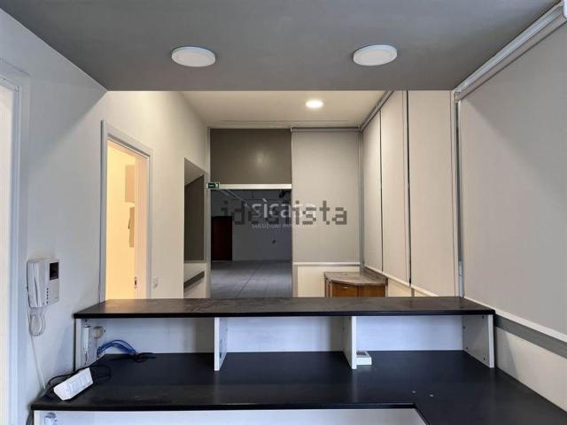 Capannone in vendita di 238 m²
