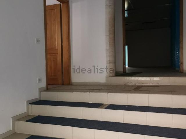 Capannone in vendita di 245 m² in Piazza Giuseppe Mazzini