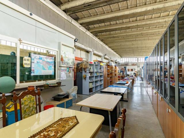 Capannone in vendita di 2500 m² in Contrada Costantino