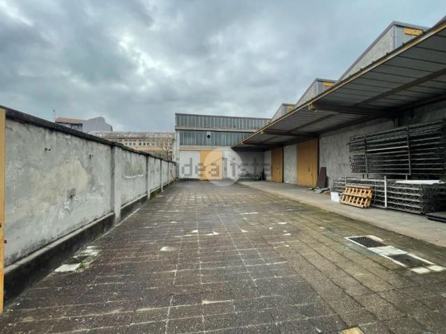 Capannone in vendita di 2500 m² in Via Maglio del Lotto