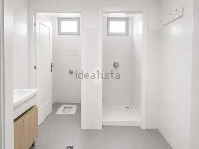 Capannone in vendita di 260 m² in Via Nazionale
